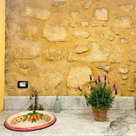 Guest house Nuovo Piccolo Gellia 3*